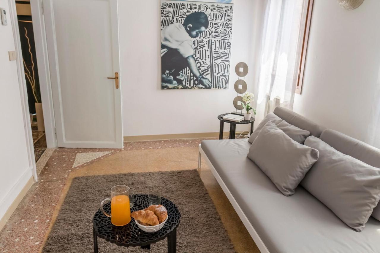 Dorsoduro Charme Apartments By Wonderful Italy Venice Luaran gambar